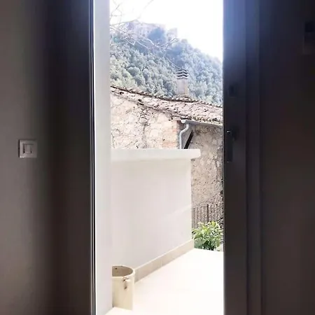 דירה Sulla Roccia אמליה